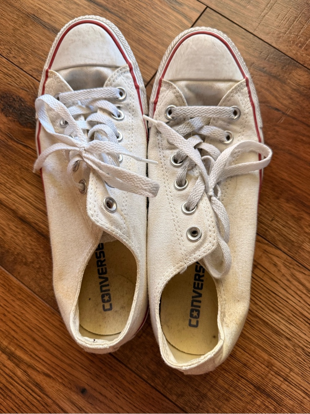 Converse All Star Low Top Sneakers Off White Red Trim Women’s 9